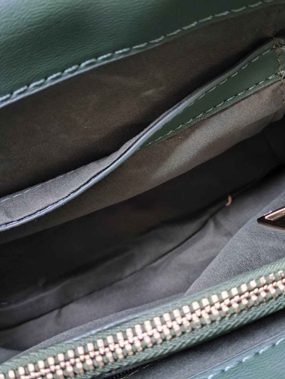 Tory Burch Fleming Collection Green Quilted Chain Bag - Picture 5 of 5